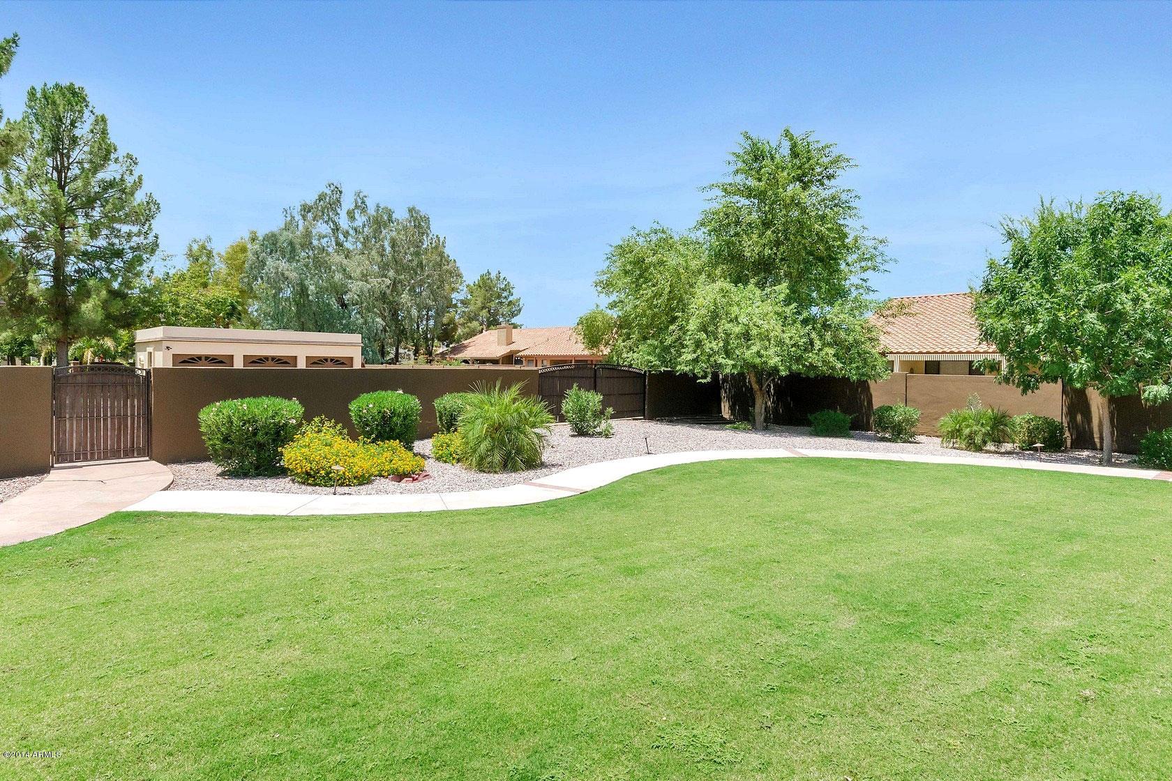 191 North Riata Street Gilbert, AZ 85234 - Photo 33 of 45 Backyard
