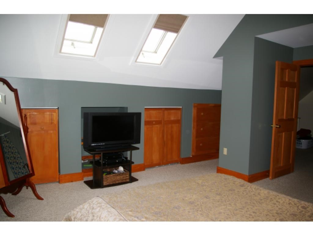 18 New Acres Road Keene, NH 03431 - Photo 17 of 21 Gallery Image 17
