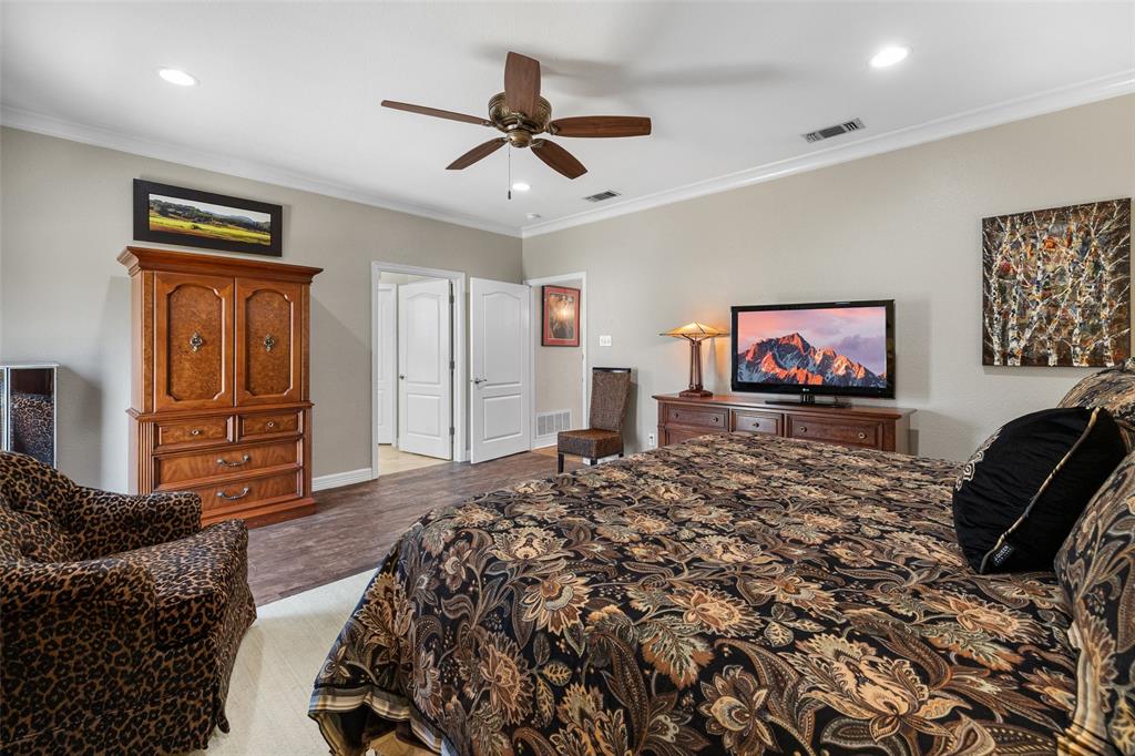8903 Ravenswood Road Granbury, TX 76049 - Photo 18 of 36