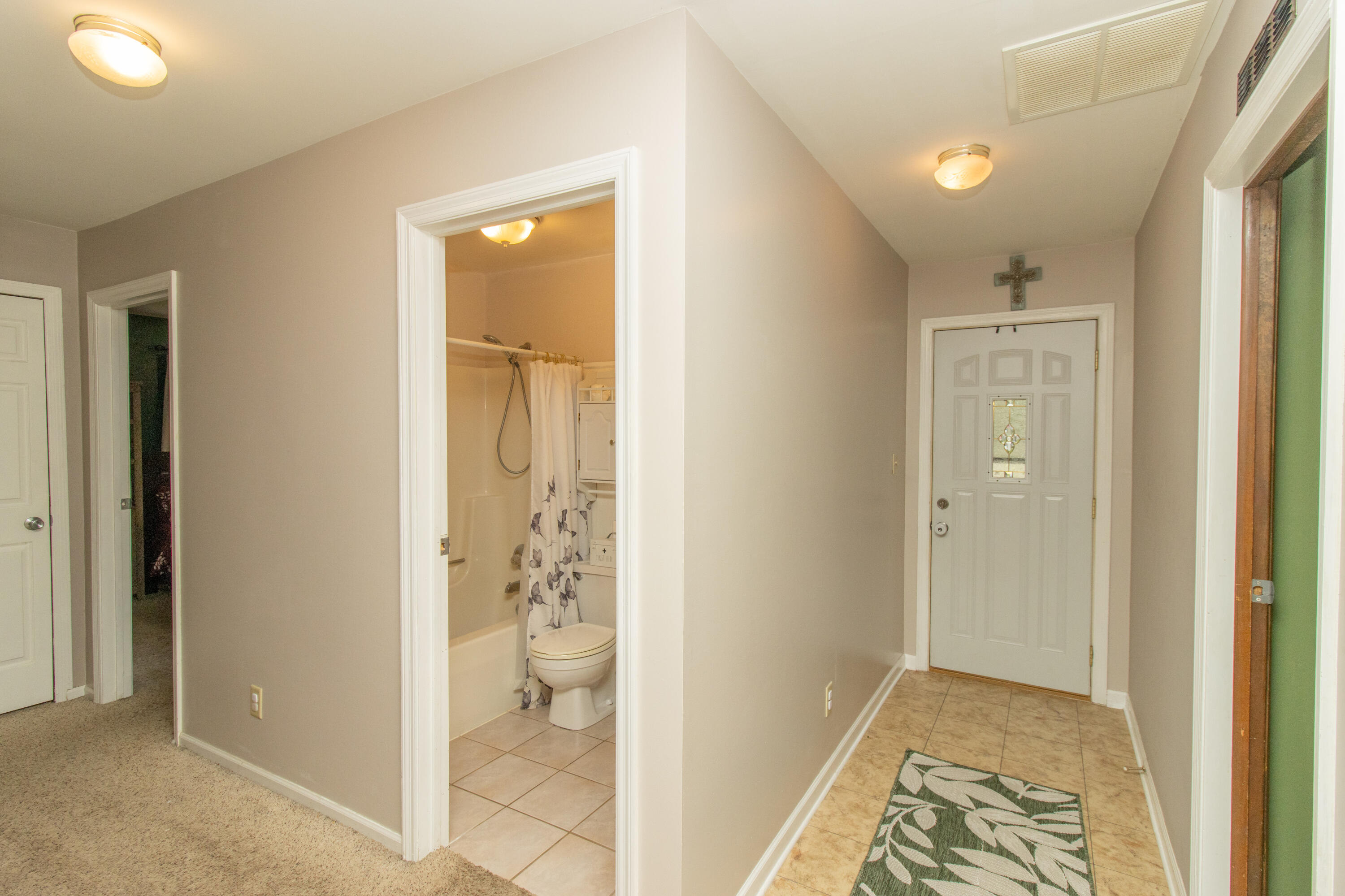 210 Clinton Street, Unit A Lowell, IN 46356 - Photo 12 of 25 3000x1999