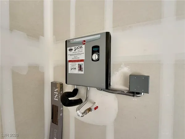 $1,895 | 506 Golden Myna Avenue, Henderson, NV 89011