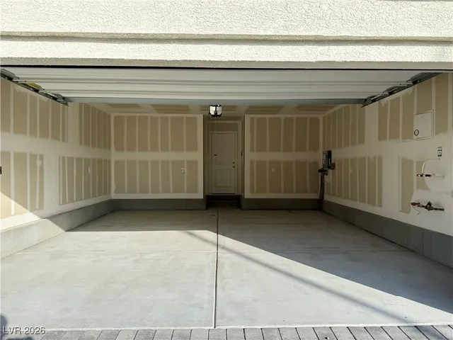 $1,998 | 506 Golden Myna Avenue, Henderson, NV 89011