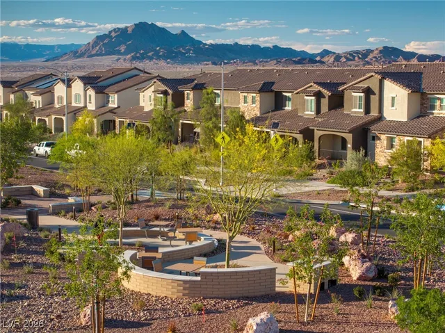 $1,998 | 506 Golden Myna Avenue, Henderson, NV 89011