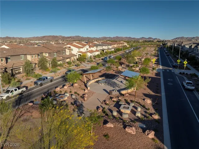 $1,998 | 506 Golden Myna Avenue, Henderson, NV 89011