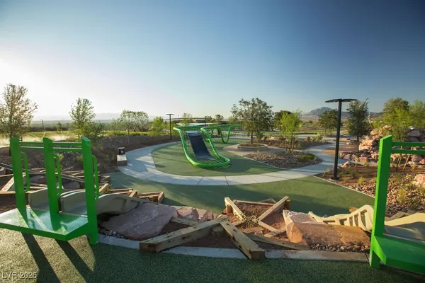 $1,895 | 506 Golden Myna Avenue, Henderson, NV 89011