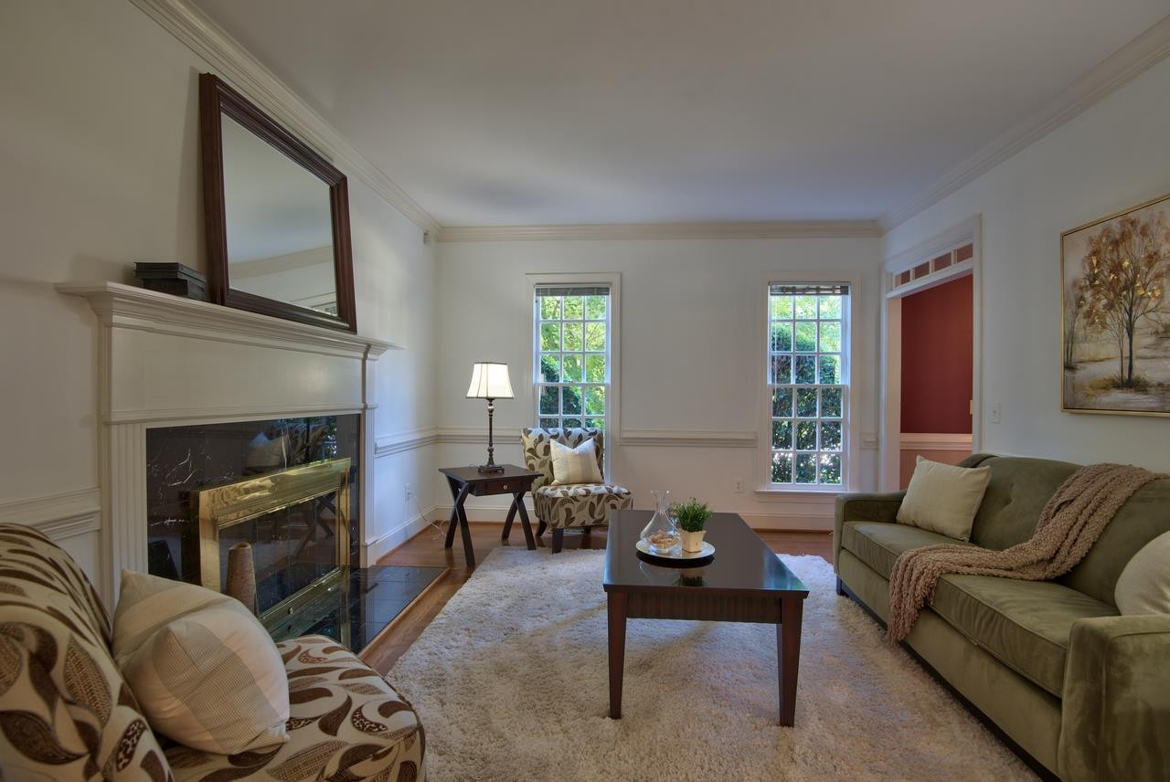 31 Quail Ridge Road Durham, NC 27705 - Photo 10 of 20 Living Room!