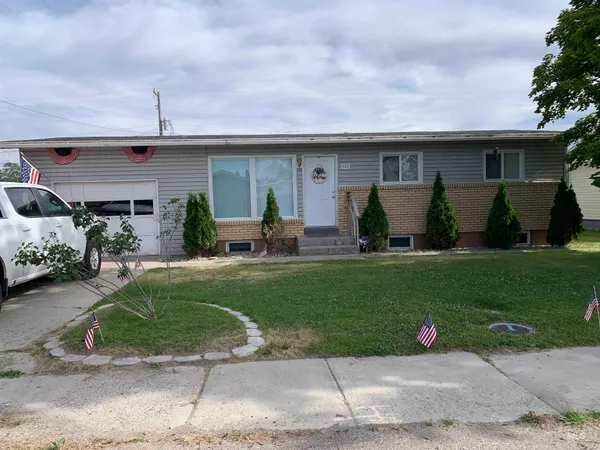 $315,000 | 917 15th Drive, Rupert, ID 83350