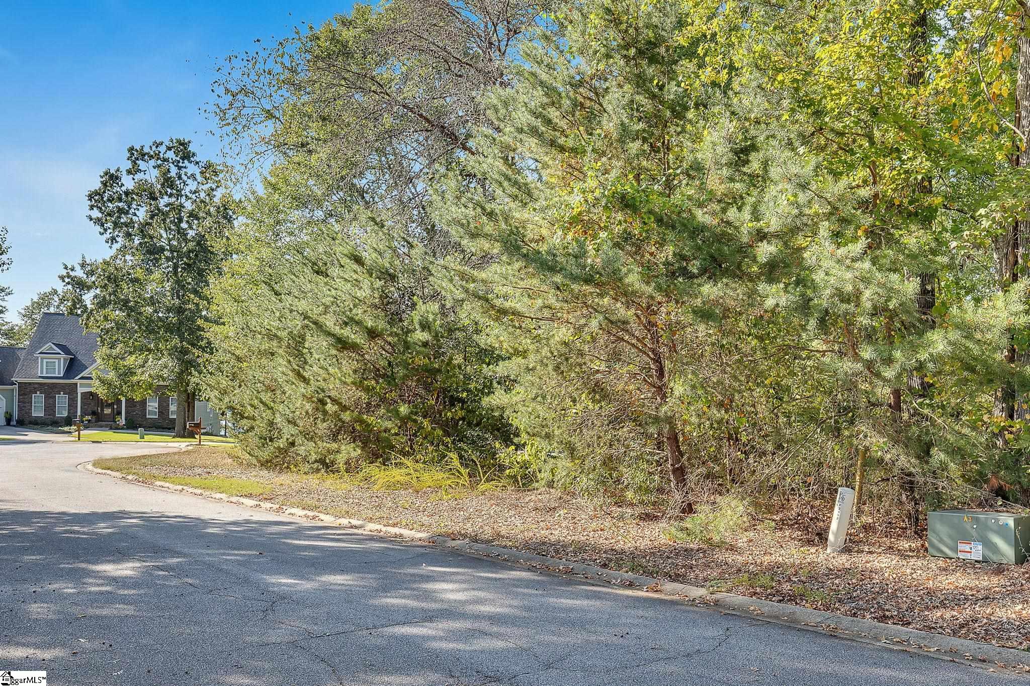 2494 Poole Road Greer, SC 29651 - Photo 6 of 34