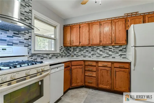 $479,000 | 385 Metlars Lane, Piscataway, NJ 08854