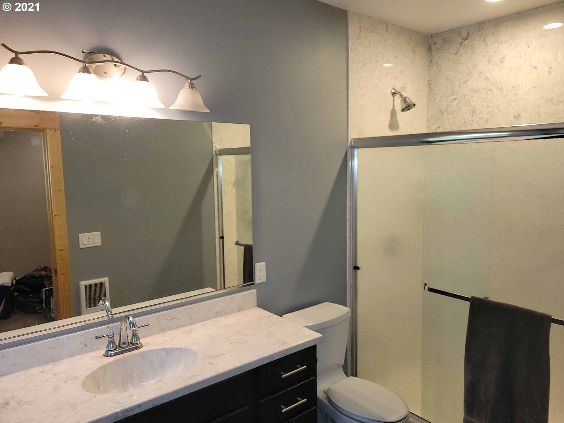 24723 West Demming Road Elmira, OR 97437 - Photo 9 of 14 Gallery Image 9