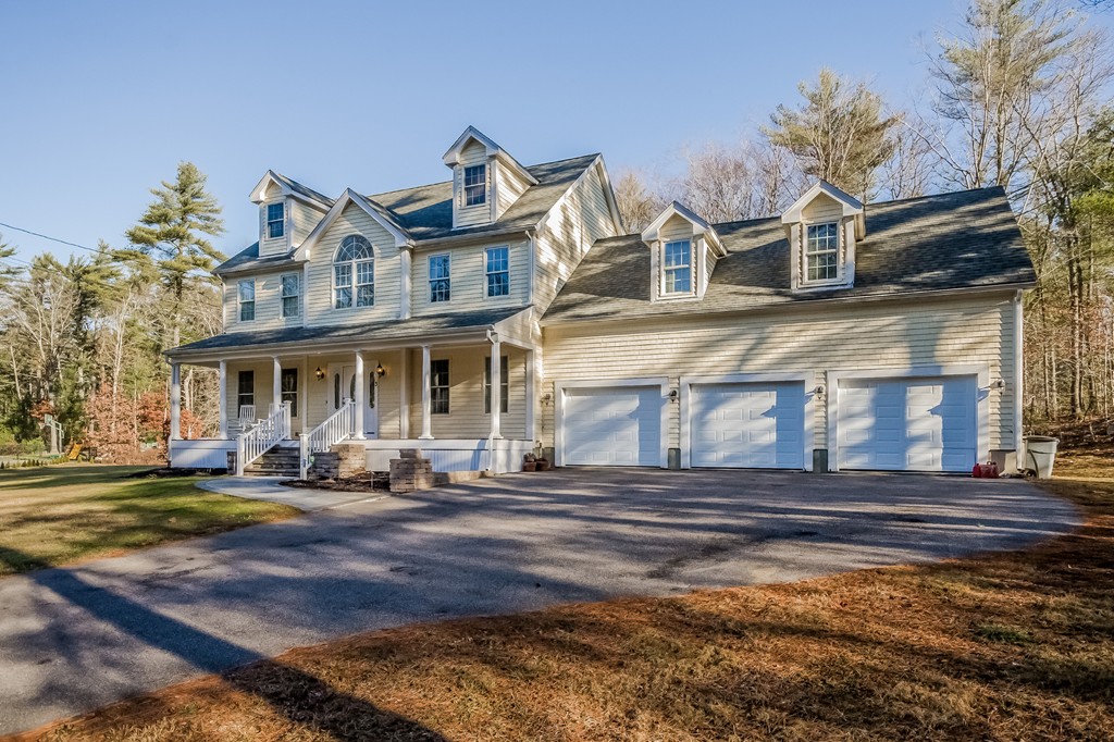 3 Lang Road Freetown, MA 02717 - Photo 2 of 25