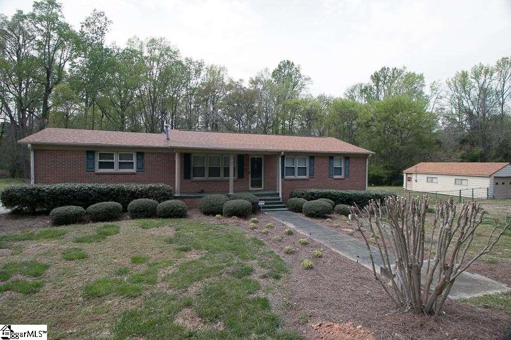 100 Fred Street Clinton, SC 29325 - Photo 2 of 17 Gallery Image 2