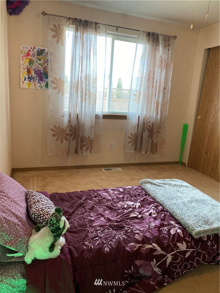 9514 181st Way Southwest Rochester, WA 98579 - Photo 11 of 15