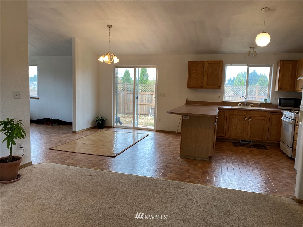 9514 181st Way Southwest Rochester, WA 98579 - Photo 3 of 15