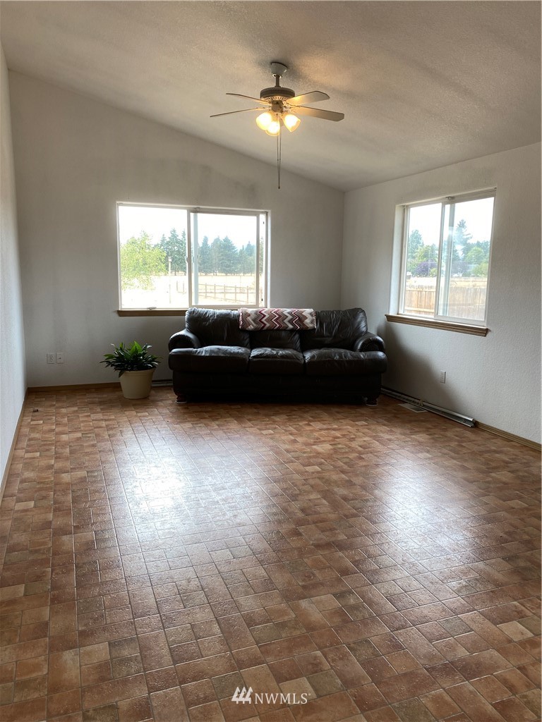 9514 181st Way Southwest Rochester, WA 98579 - Photo 8 of 15