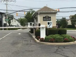 $480,000 | 203 Willow Lane, Valley Stream, NY 11580