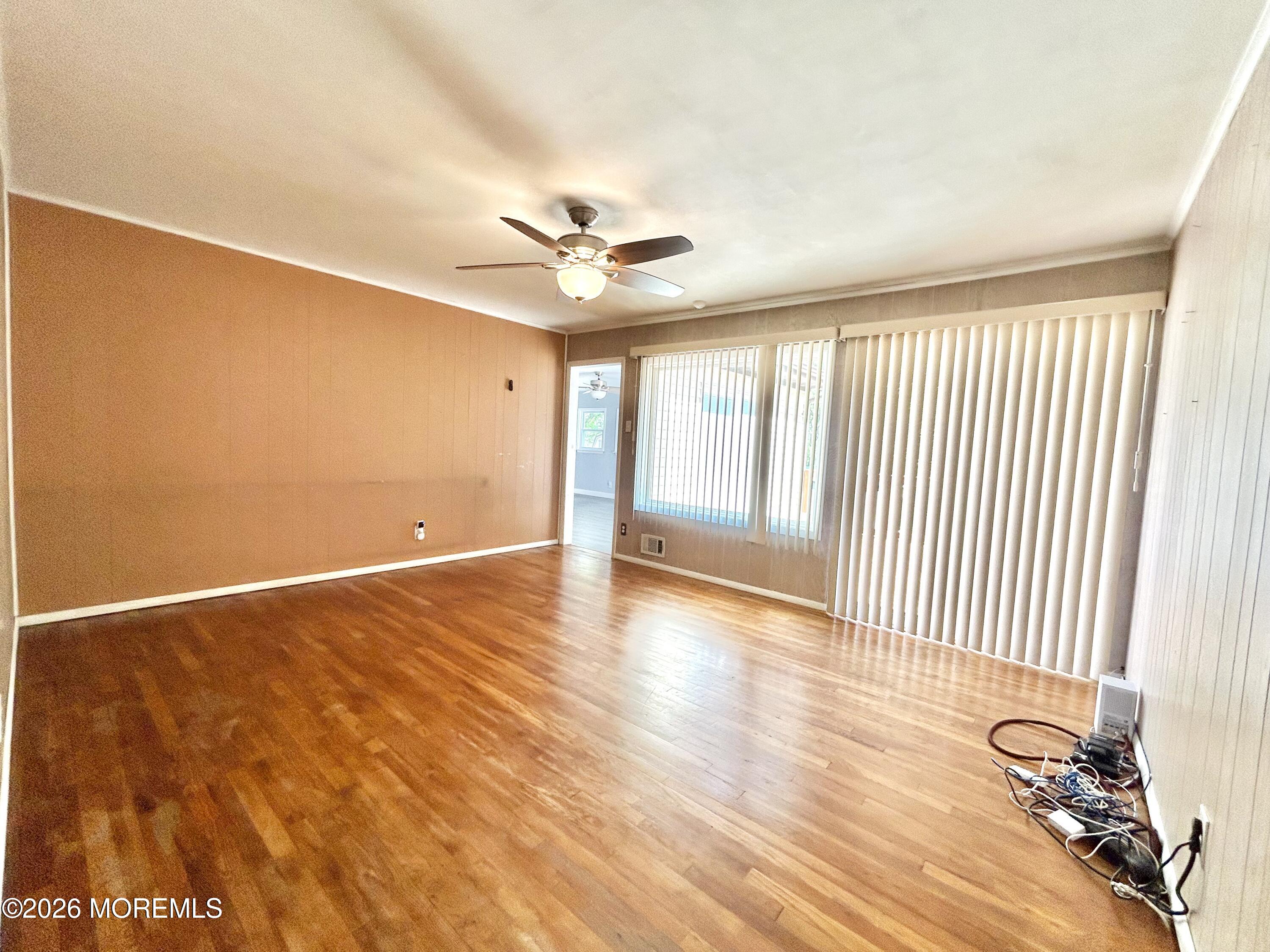 174 Princeton Road Parlin, NJ 08859 - Photo 12 of 33 IMG_7272