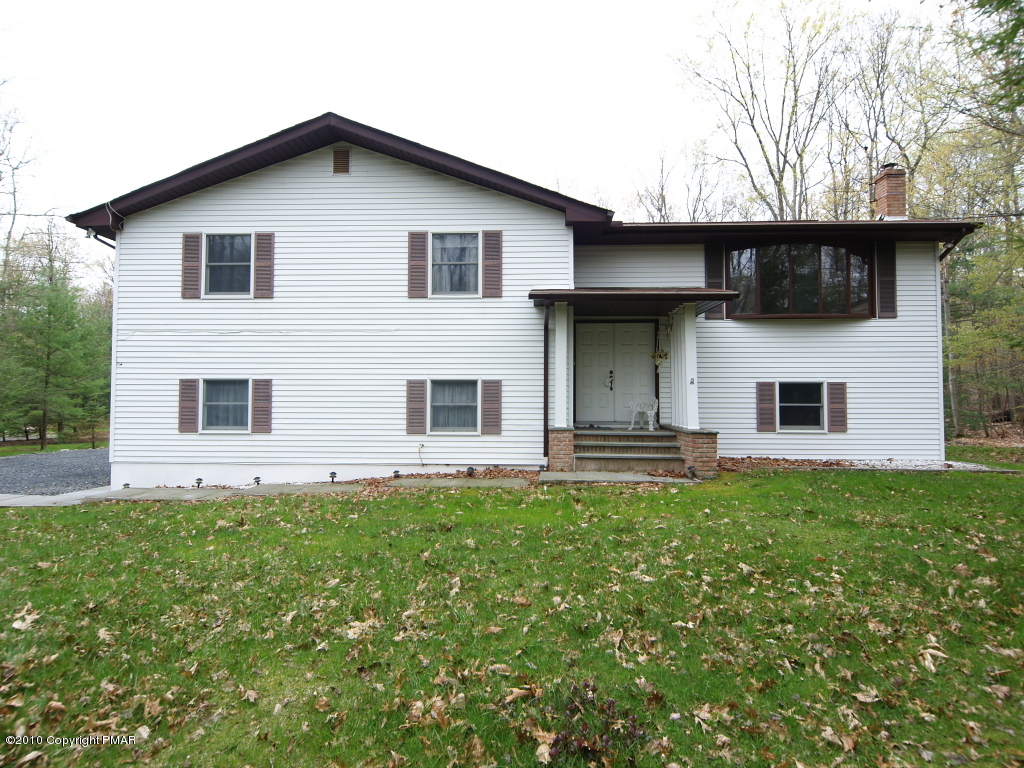 28 D Balson Road Stroudsburg, PA 18360 - Photo 1 of 19 Front of home