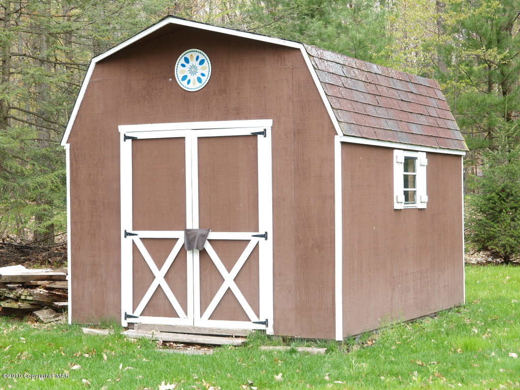 28 D Balson Road Stroudsburg, PA 18360 - Photo 6 of 19 Shed