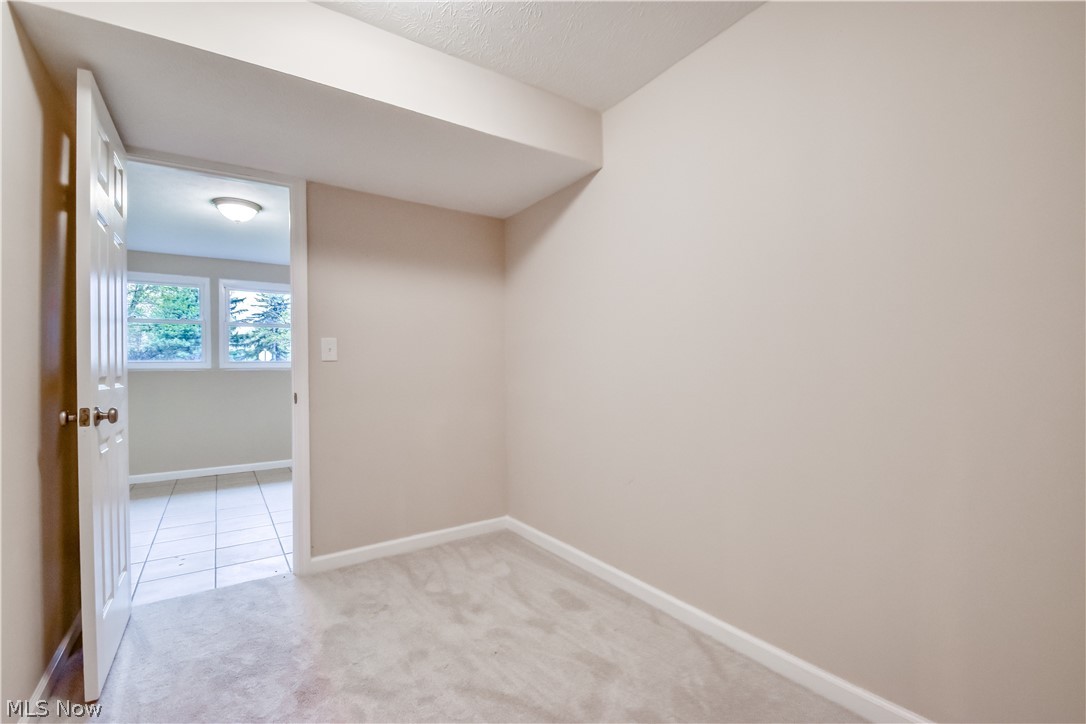 6996 Roe Boulevard Madison, OH 44057 - Photo 28 of 38