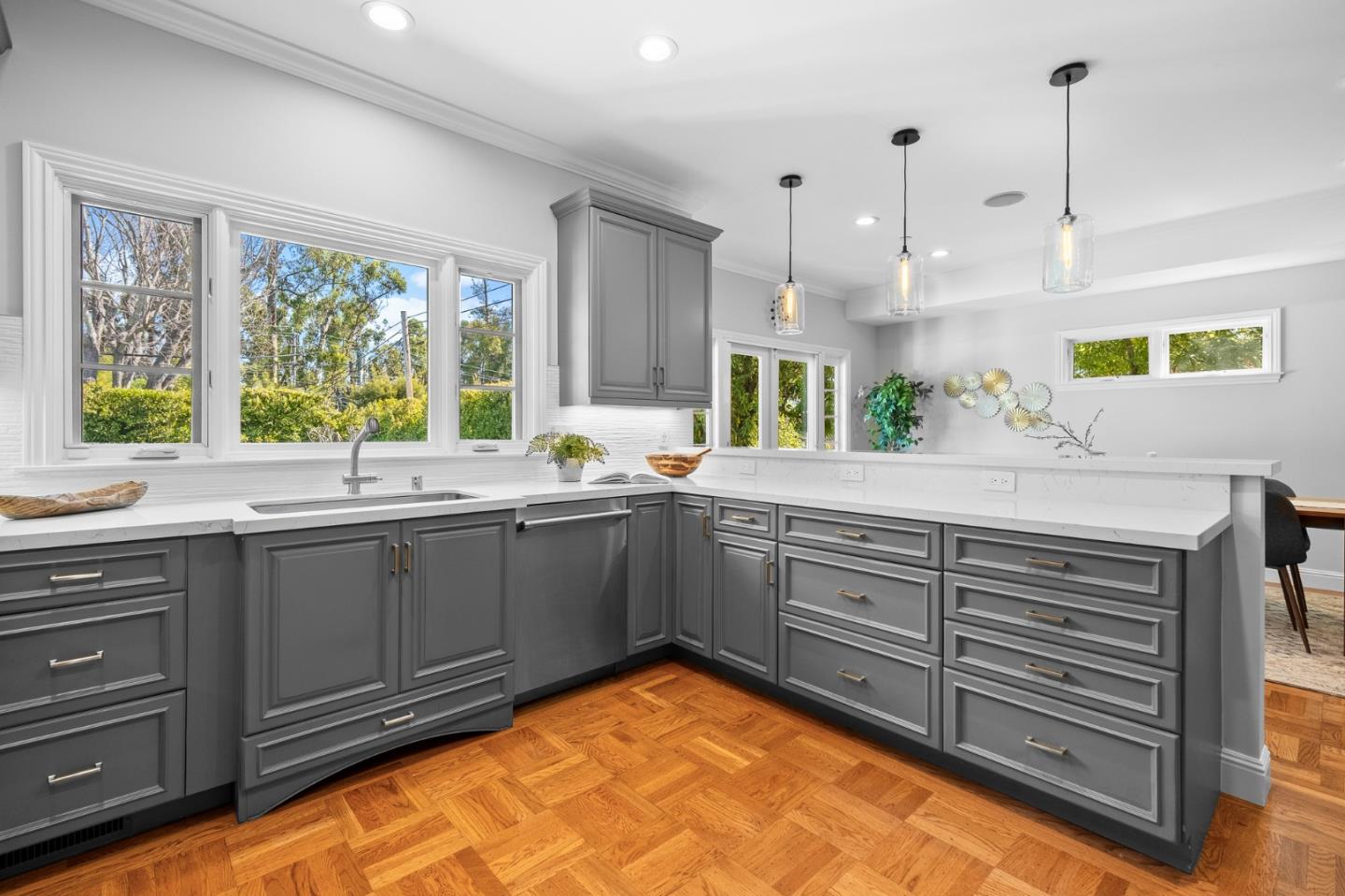 1536 Eastmoor Road Burlingame, CA 94010 - Photo 15 of 70