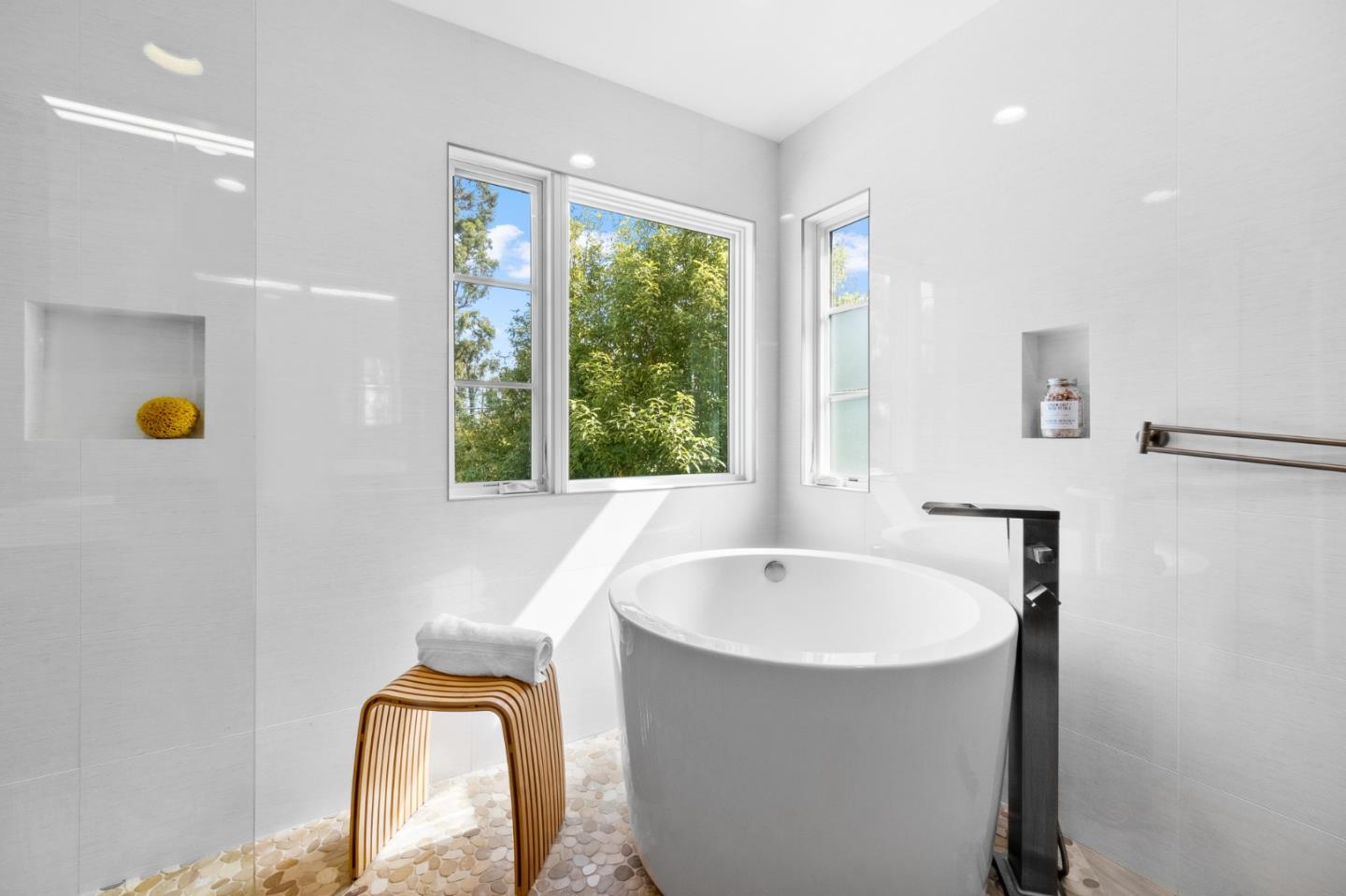 1536 Eastmoor Road Burlingame, CA 94010 - Photo 36 of 70 a bathroom with a tub and sink