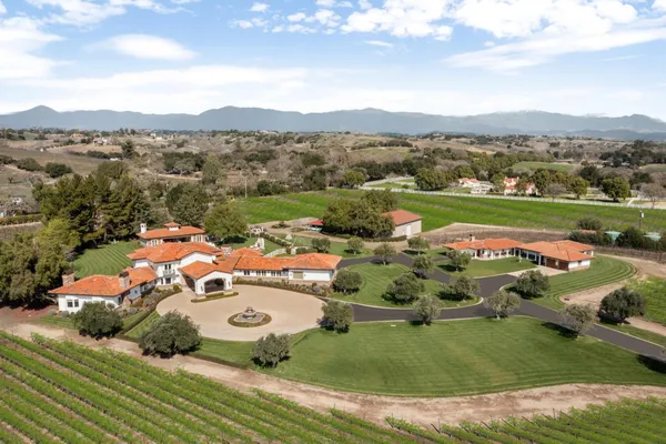 $28,000,000 | 2370 North Refugio Road, Santa Ynez, CA 93460
