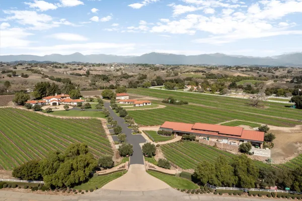 $28,000,000 | 2370 North Refugio Road, Santa Ynez, CA 93460