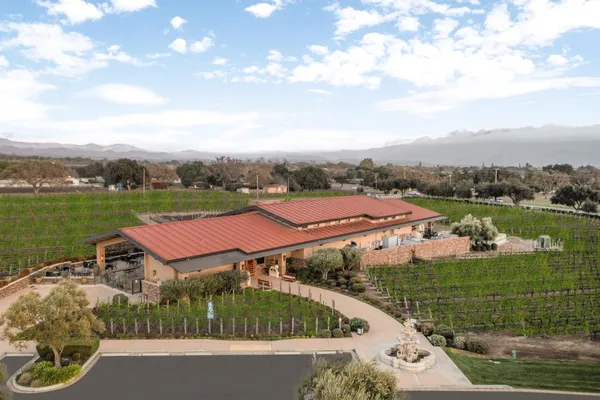 $28,000,000 | 2370 North Refugio Road, Santa Ynez, CA 93460