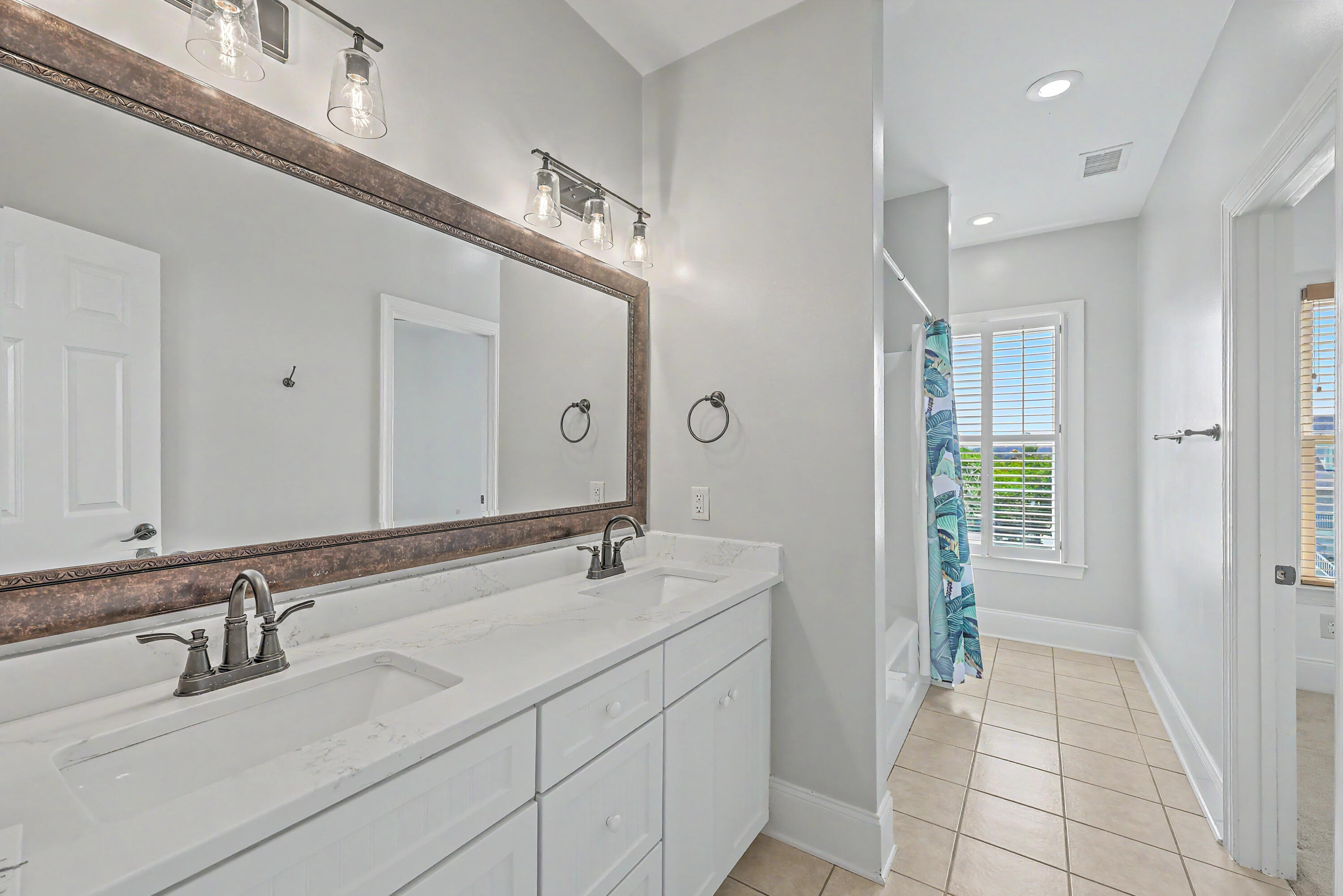 1040 Rivershore Road Charleston, SC 29492 - Photo 39 of 67 ZYN_8204_05_06_07_08_09_10