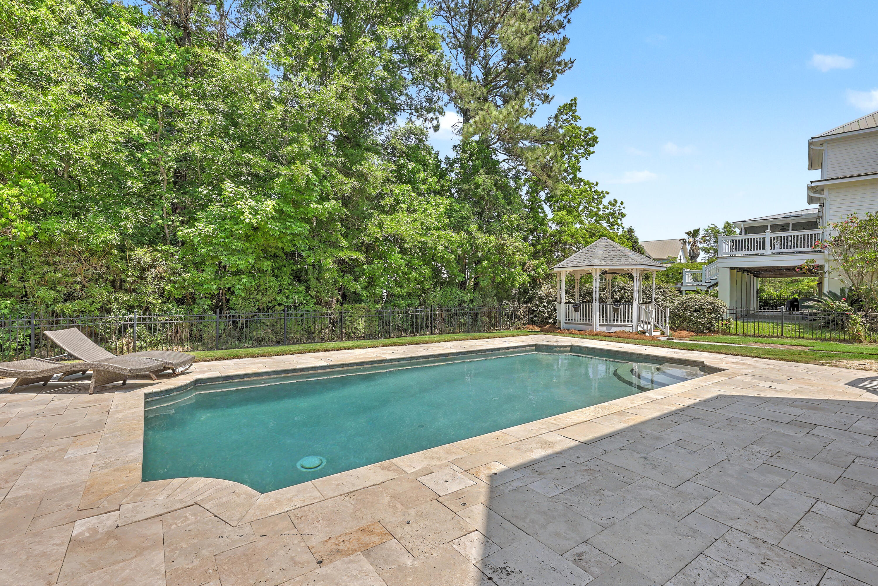 1040 Rivershore Road Charleston, SC 29492 - Photo 54 of 67 ZYN_8323_4_5_6_7_8_9
