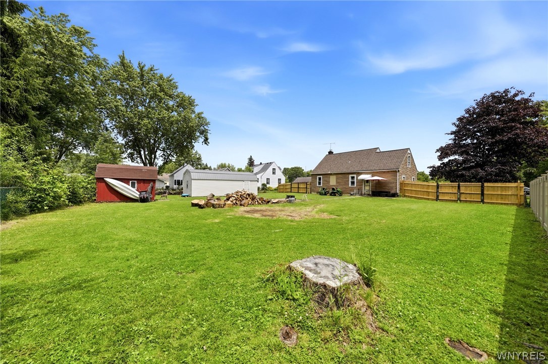 6888 Sy Road Wheatfield, NY 14304 - Photo 21 of 34