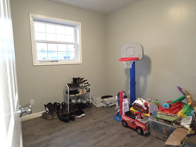 $169,900 | 718 Berkeley Drive, Shelbyville, IN 46176