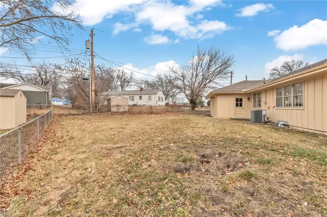 $305,000 | 8112 Raytown Road, Raytown, MO 64138
