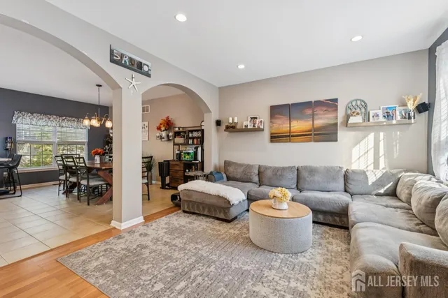 $525,000 | 15 Russell Court, Old Bridge, NJ 07747