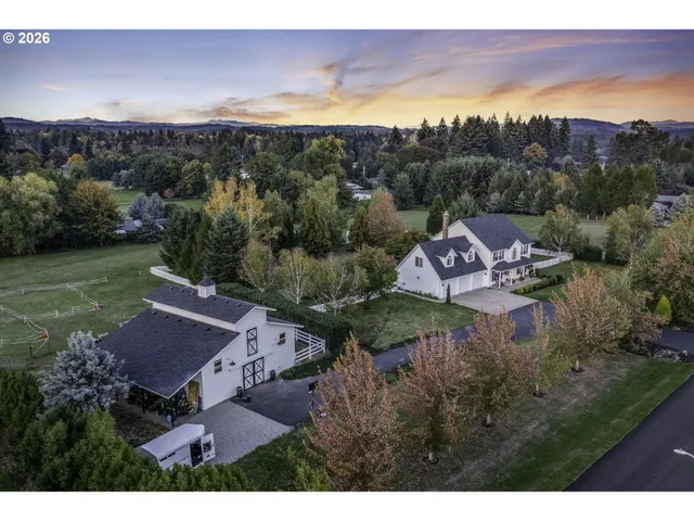 $1,499,999 | 6810 Northeast 252nd Way, Battle Ground, WA 98604