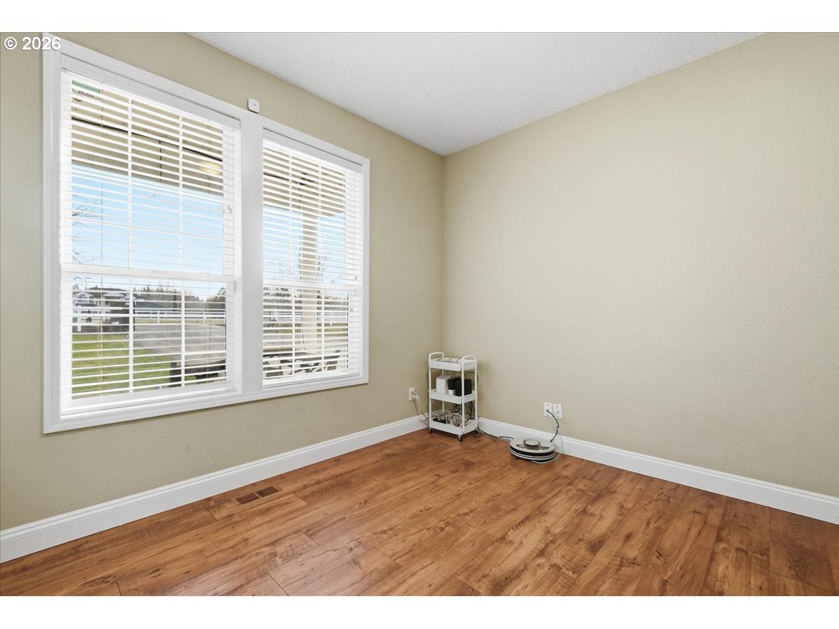 6810 Northeast 252nd Way Battle Ground, WA 98604 - Photo 11 of 42 Kitchen