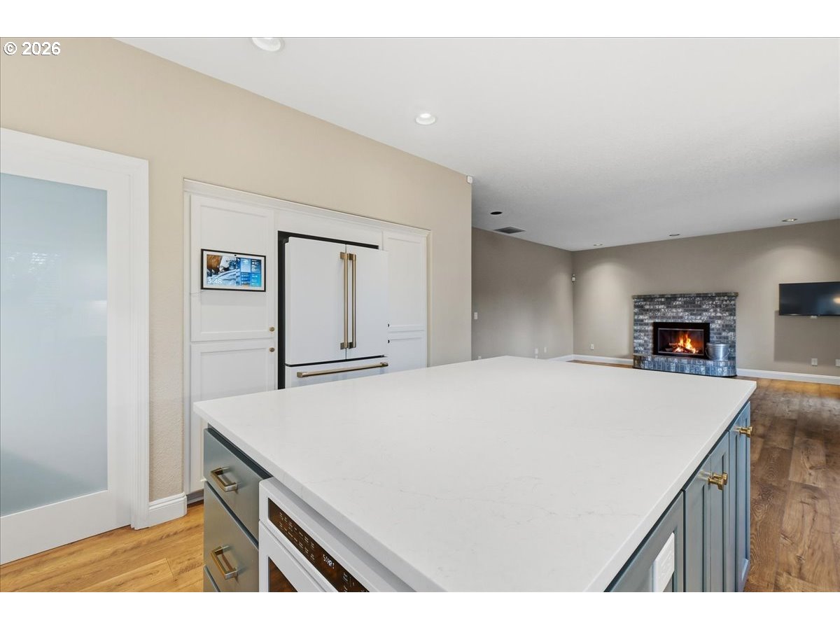 6810 Northeast 252nd Way Battle Ground, WA 98604 - Photo 16 of 42 Living Room