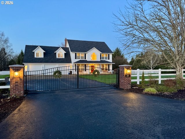 6810 Northeast 252nd Way Battle Ground, WA 98604 - Photo 2 of 42 Driveway