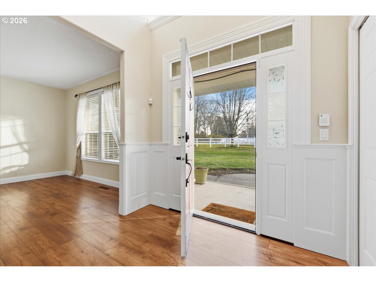 6810 Northeast 252nd Way Battle Ground, WA 98604 - Photo 6 of 42 Sitting Room