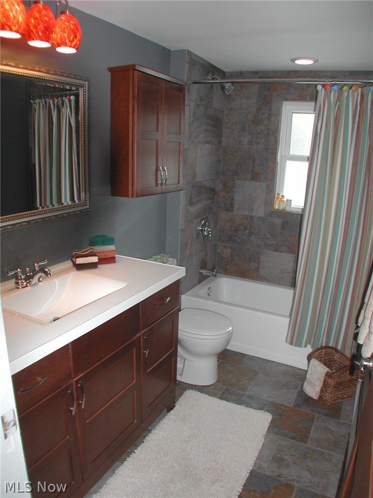 2889 Copley Road Akron, OH 44321 - Photo 9 of 15