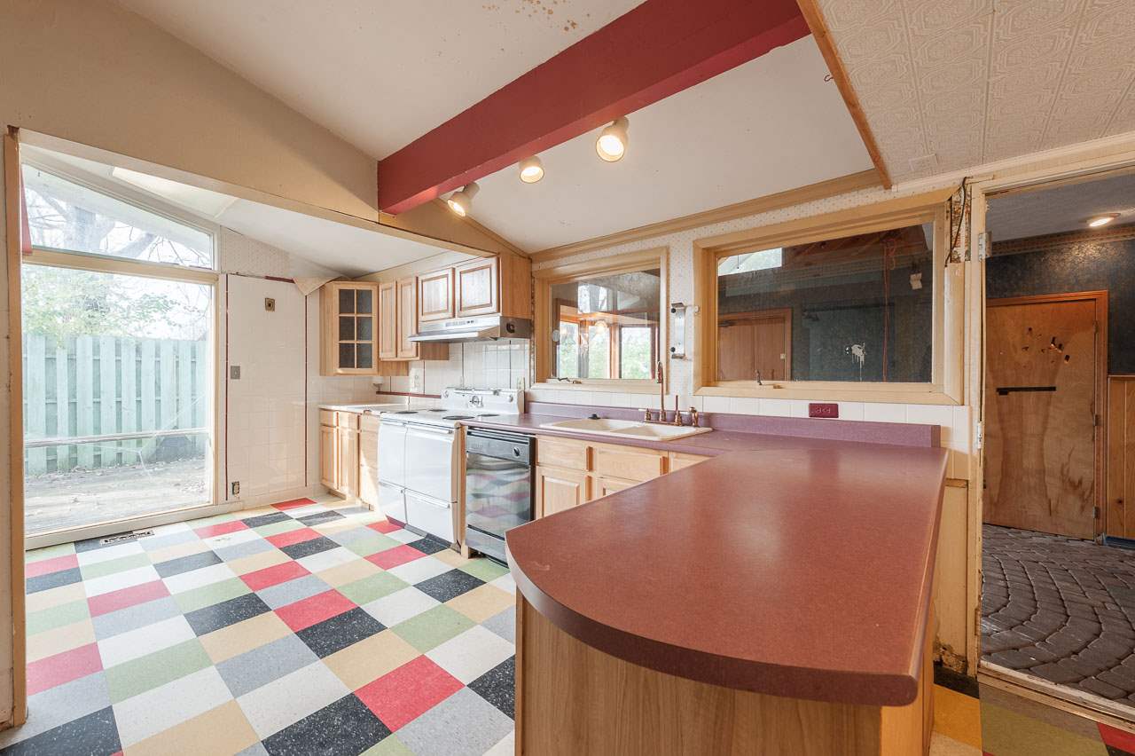 115 East Ridgeview Drive Bloomington, IN 47401 - Photo 15 of 27 Gallery Image 15