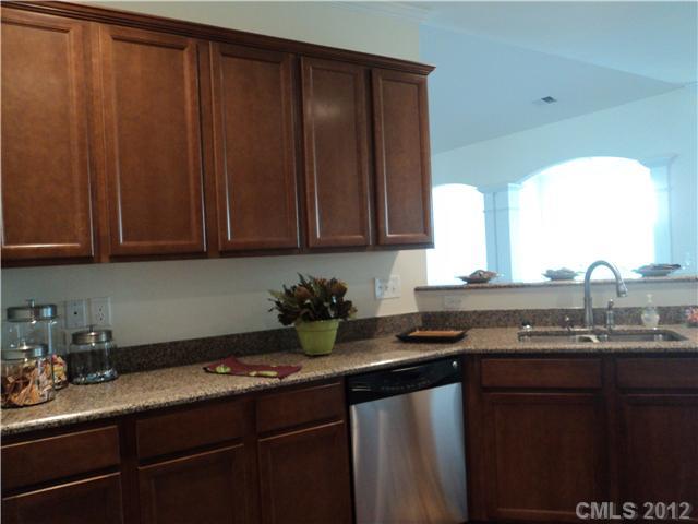 827 Solandra Way, Unit 495 Tega Cay, SC 29708 - Photo 7 of 16