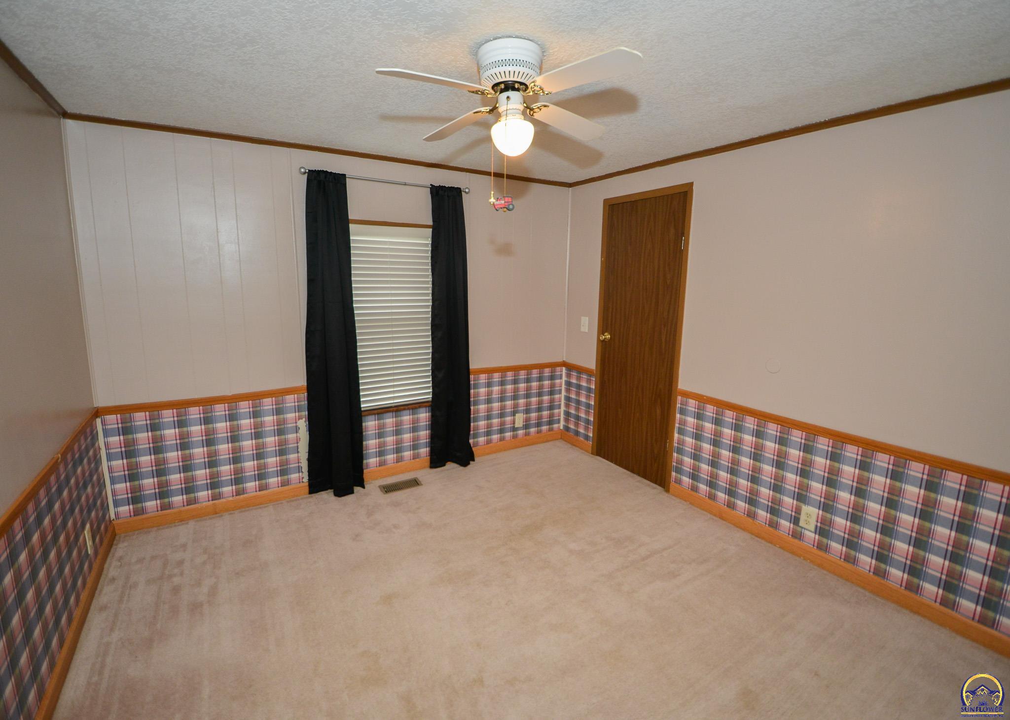 302 7th Street Americus, KS 66835 - Photo 13 of 20