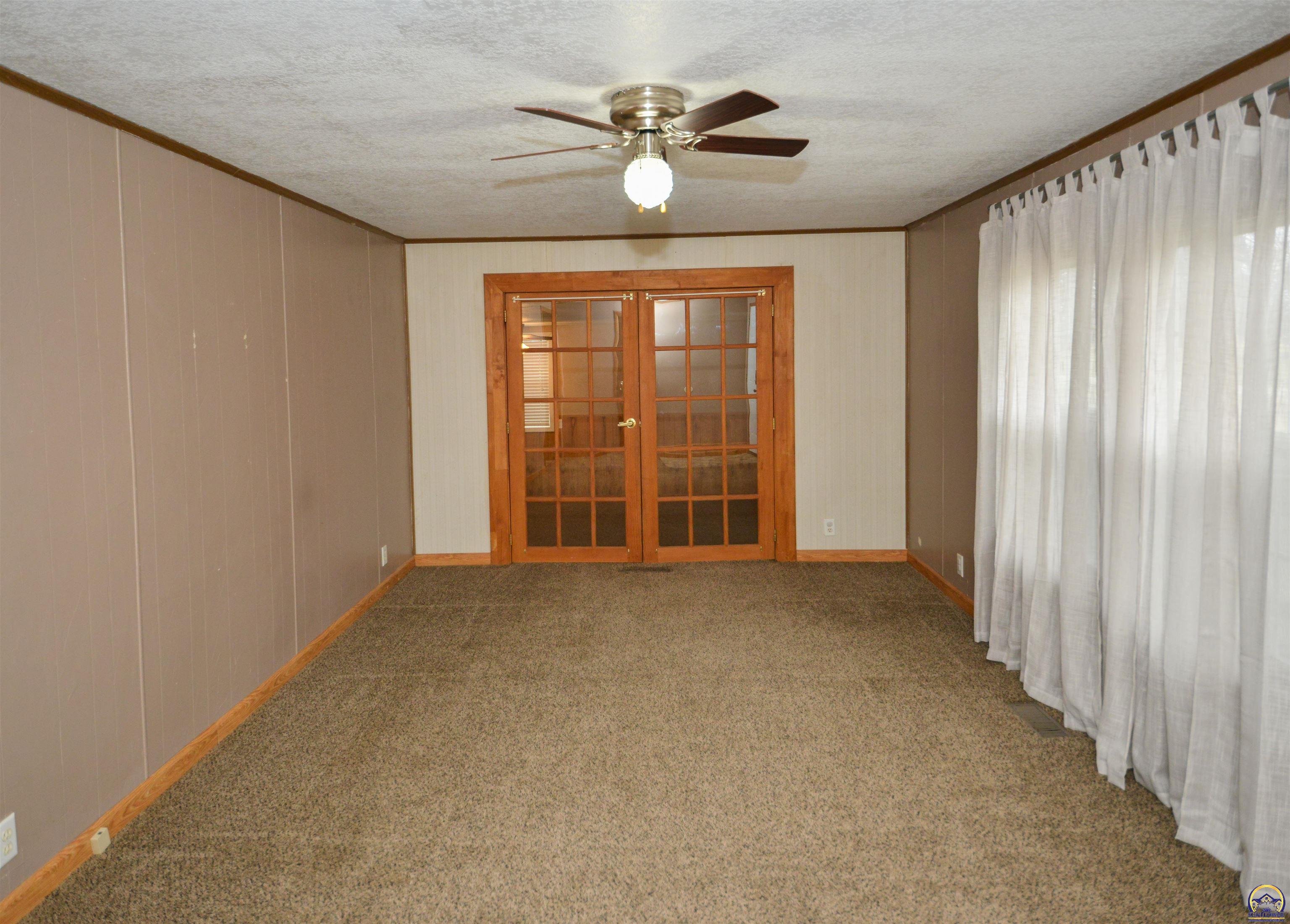 302 7th Street Americus, KS 66835 - Photo 3 of 20