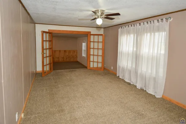 $184,900 | 302 7th Street, Americus, KS 66835