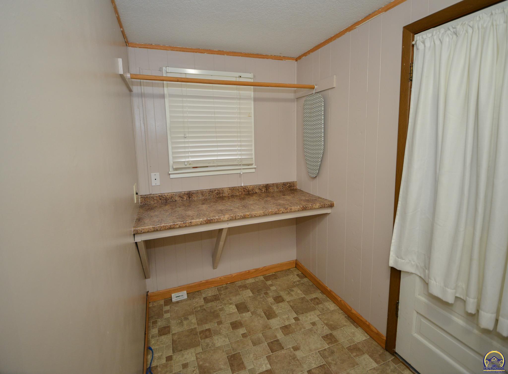 302 7th Street Americus, KS 66835 - Photo 10 of 20