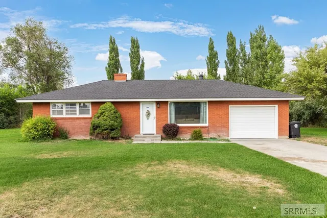 $374,500 | 598 West 1st North, Rigby, ID 83442