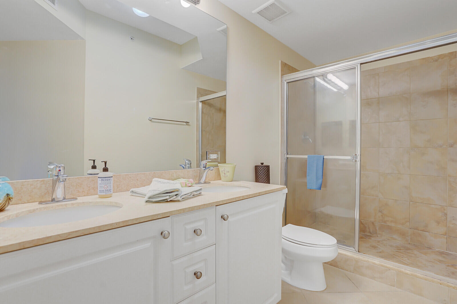 1690 Renaissance Commons Boulevard, Unit 1522 Boynton Beach, FL 33426 - Photo 22 of 45 22_Image_22_mls