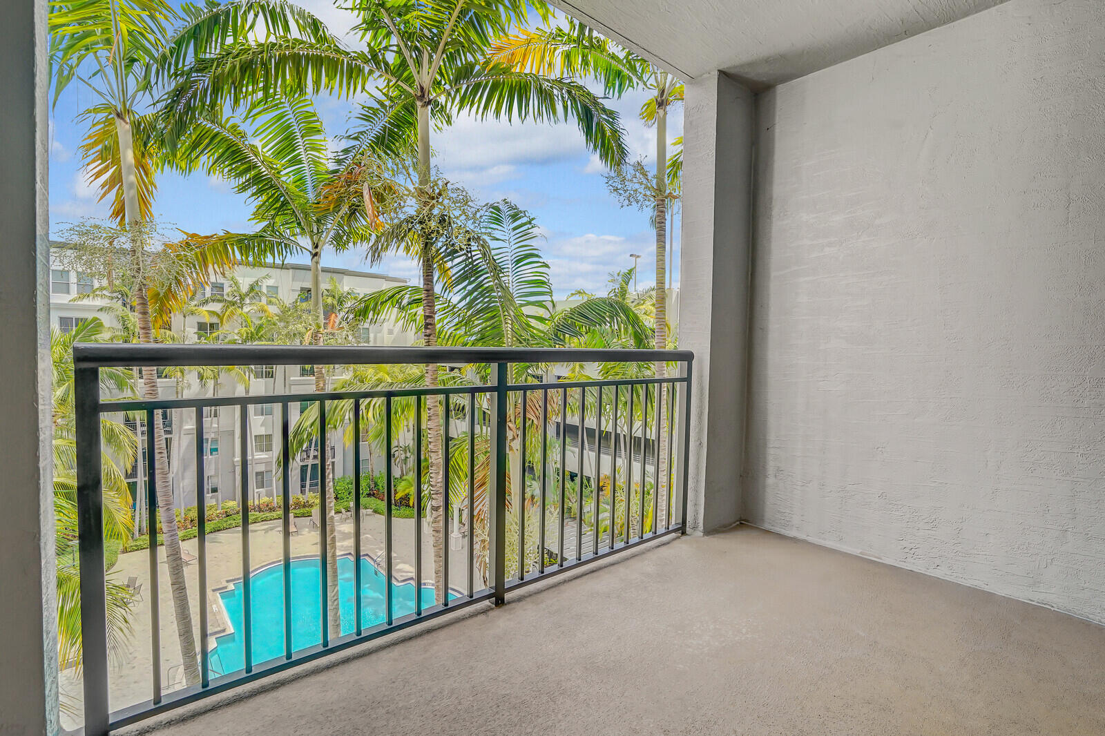 1690 Renaissance Commons Boulevard, Unit 1522 Boynton Beach, FL 33426 - Photo 28 of 45 23_Image_23_mls